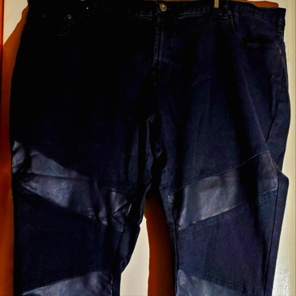 Plus  size womans skinny jeans with leather size 22Wp